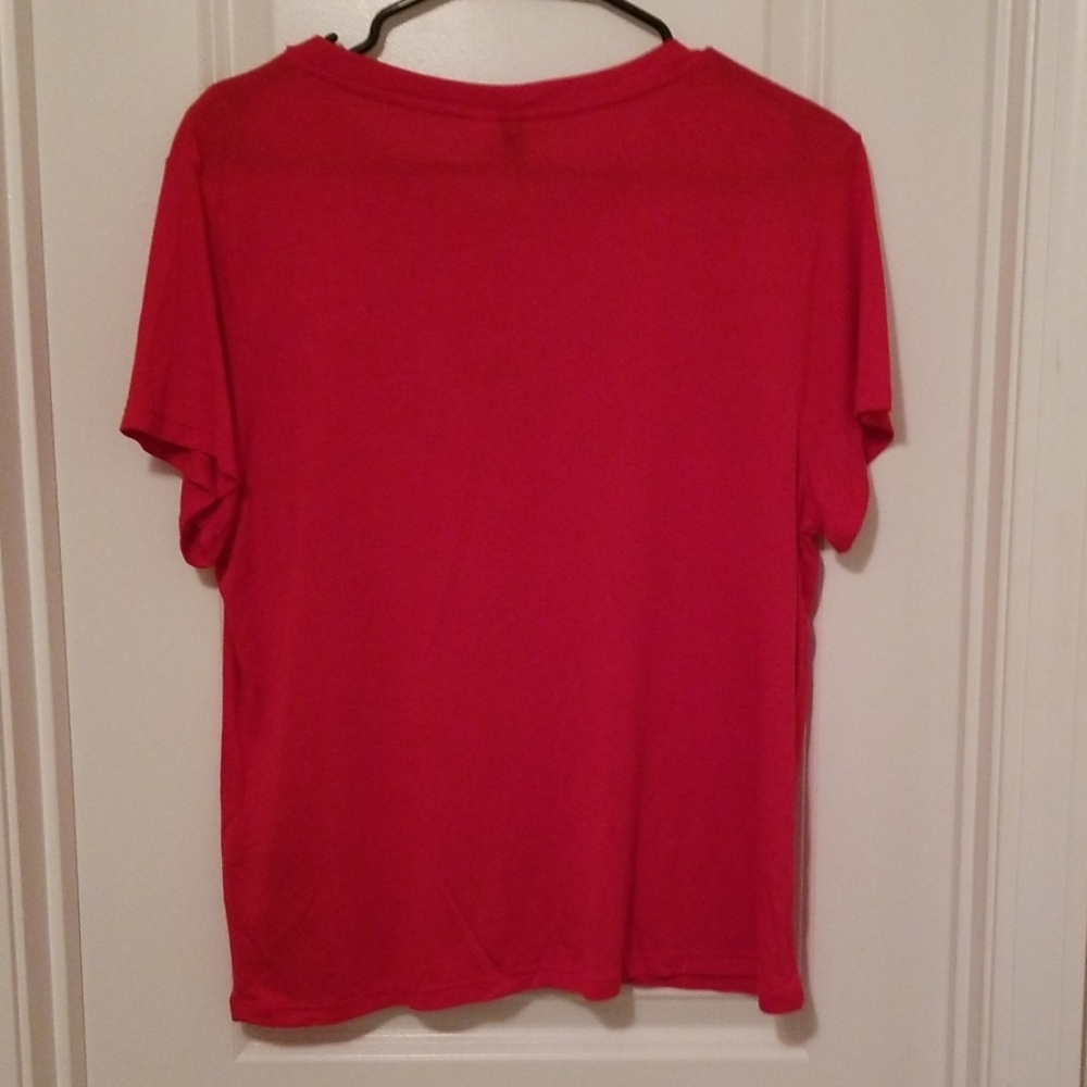 Red Rose Embroidered Tshirt - Picture 4 of 7